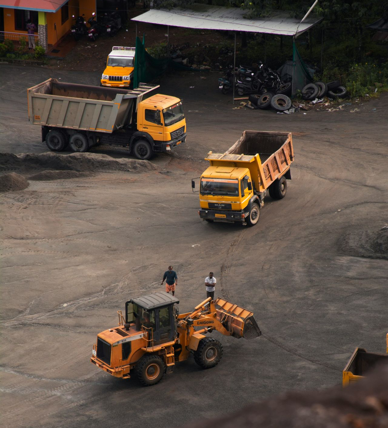 yellow and black truck toy